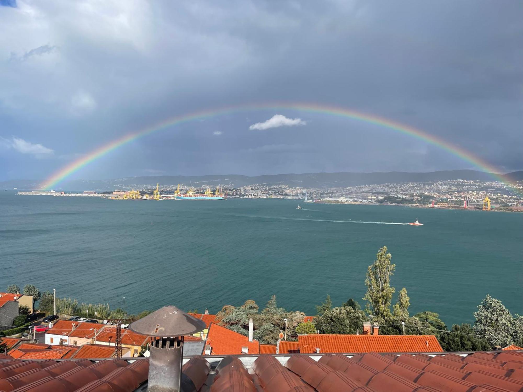 Panorama Hotel Múggia Buitenkant foto
