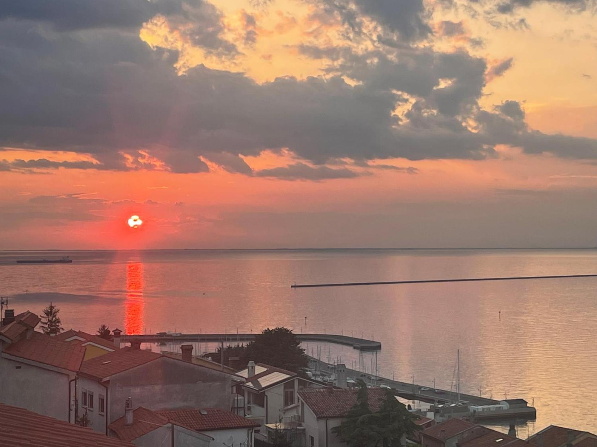 Panorama Hotel Múggia Buitenkant foto