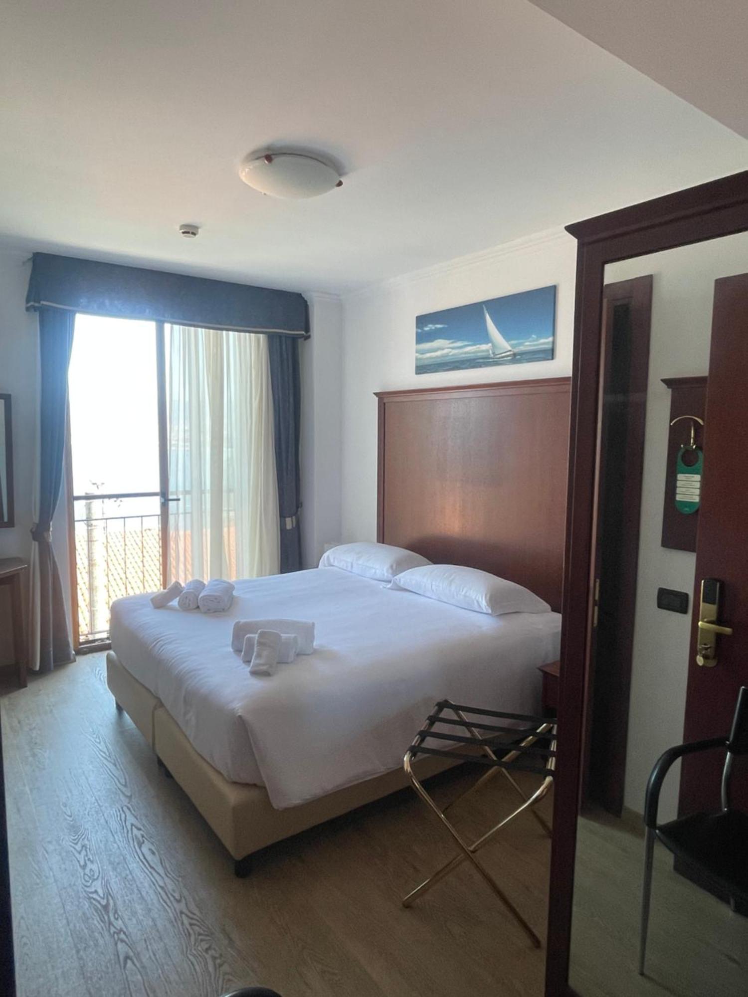 Panorama Hotel Múggia Buitenkant foto