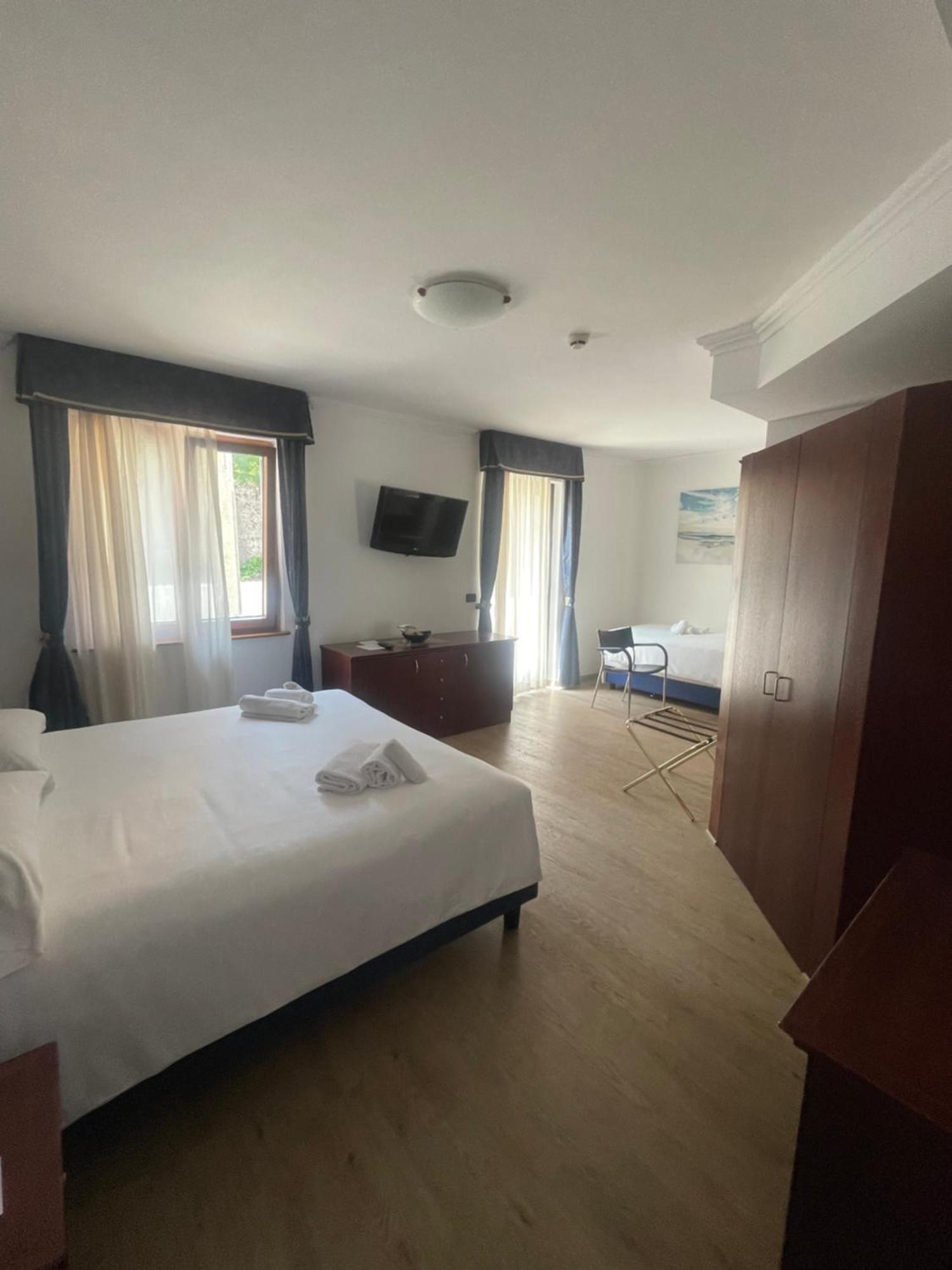 Panorama Hotel Múggia Buitenkant foto